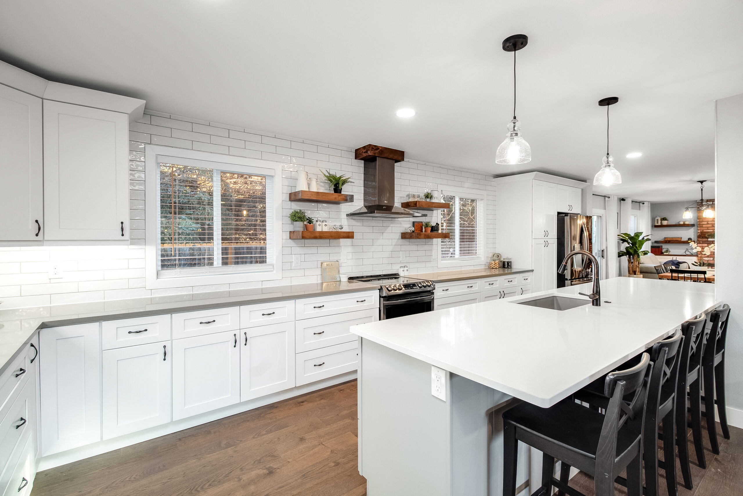 Discover Blue Valley Cabinets Website for Custom Wood Solutions